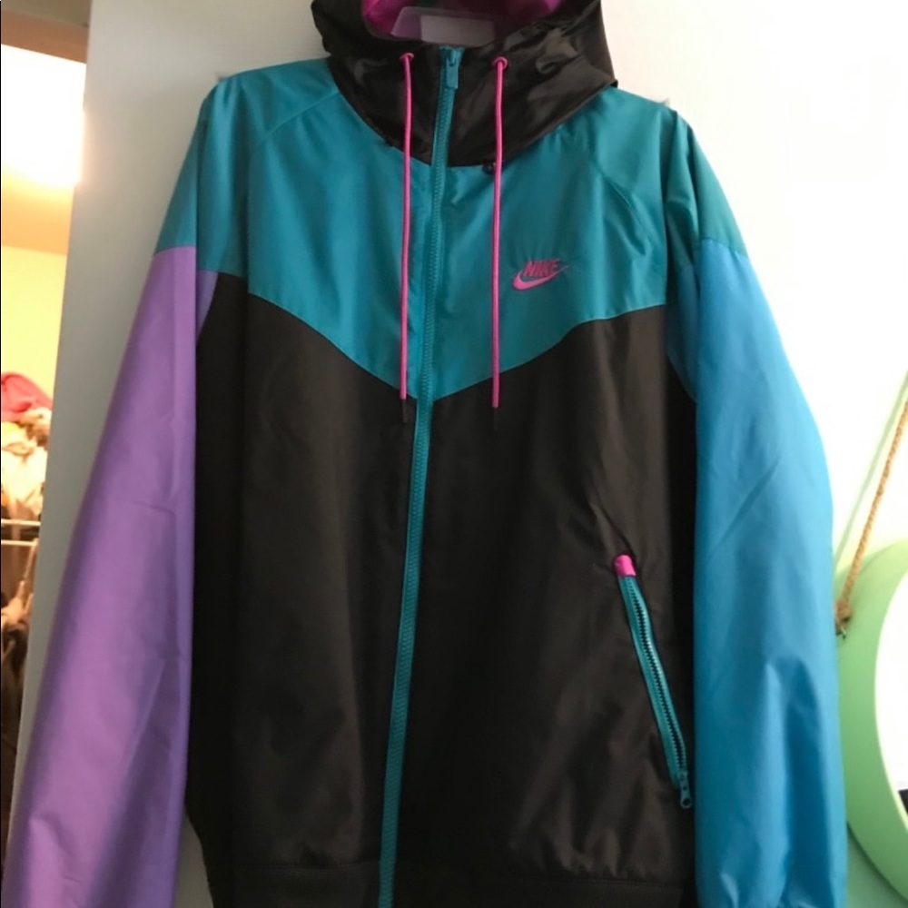 Nike windbreaker